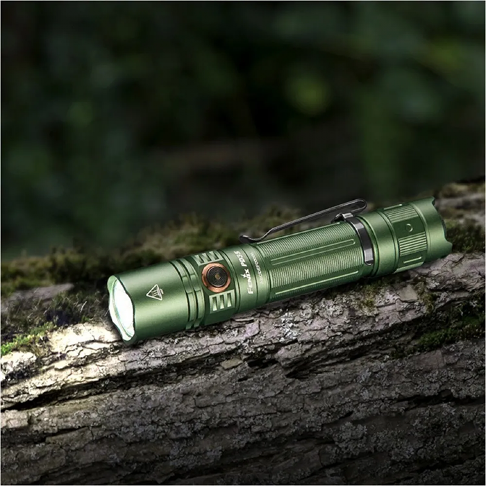 Фонарь Fenix тактический PD35 V3.0 зеленый