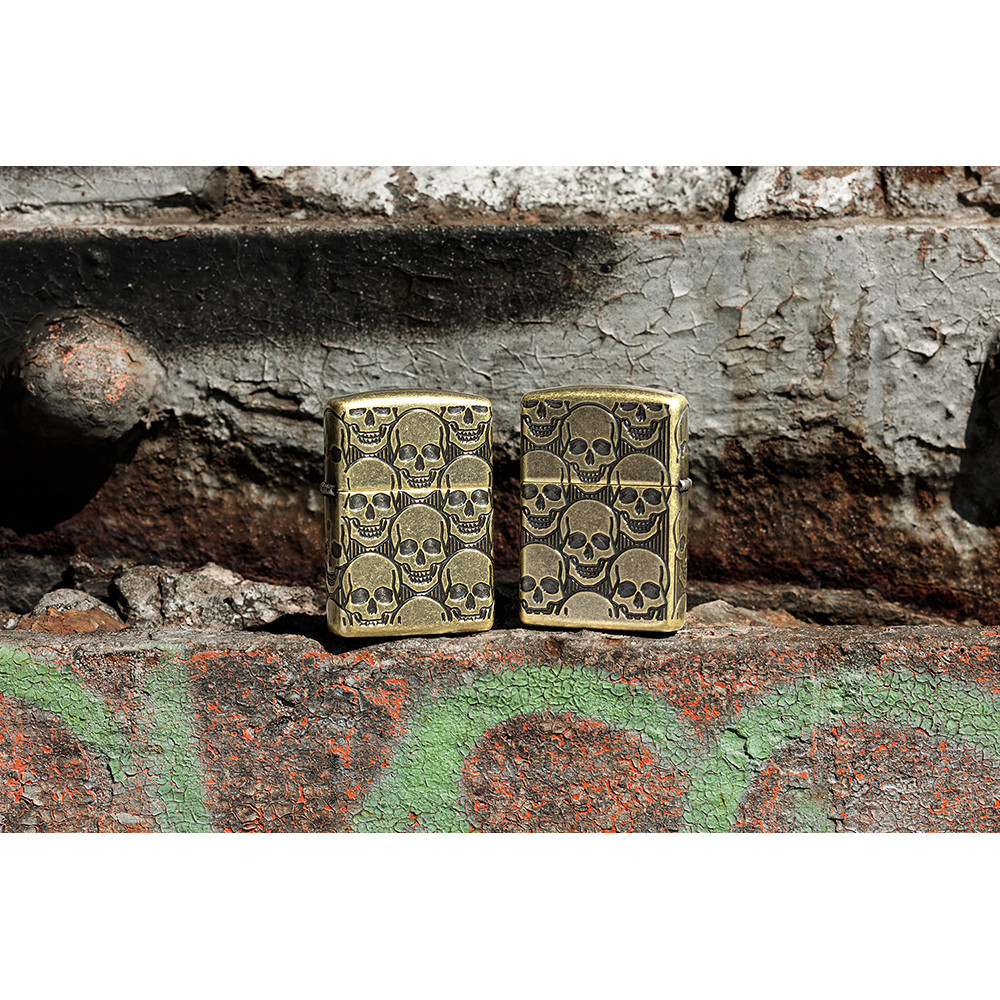 Зажигалка ZIPPO Armor® Cackling Cranium Antique Brass 46302