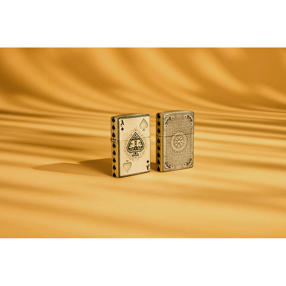 Зажигалка ZIPPO Ace of Skulls Design 540 Tumbled Brass 46388