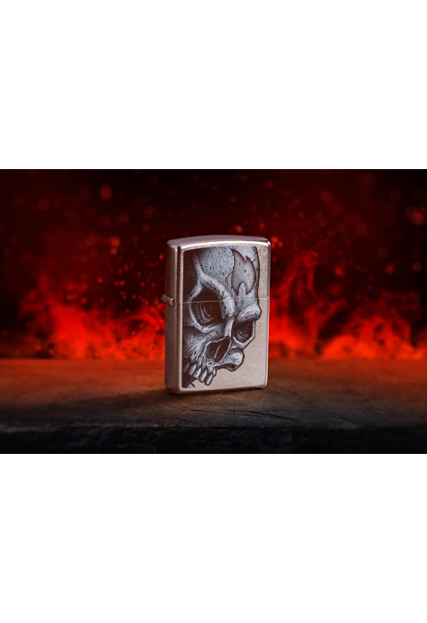 Зажигалка ZIPPO Skull and Flame Street Chrome 46587