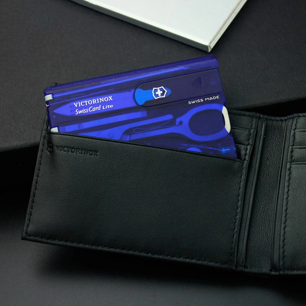Швейцарская карточка VICTORINOX SwissCard Lite 0.7322.T2
