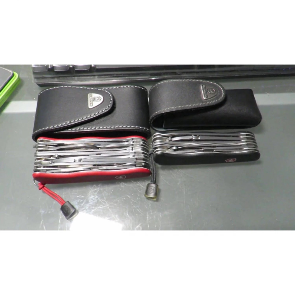 Нож перочинный VICTORINOX WorkChamp XL 0.8564.XL