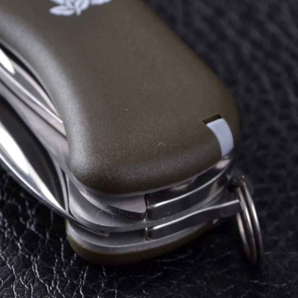 Нож перочинный VICTORINOX Hunter 0.8873.4