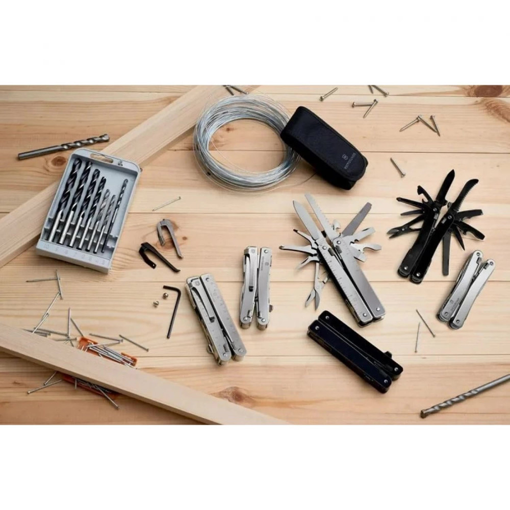 Зажим для переноски мультитулов Victorinox Swiss Tool Spirit 3.0240.B1
