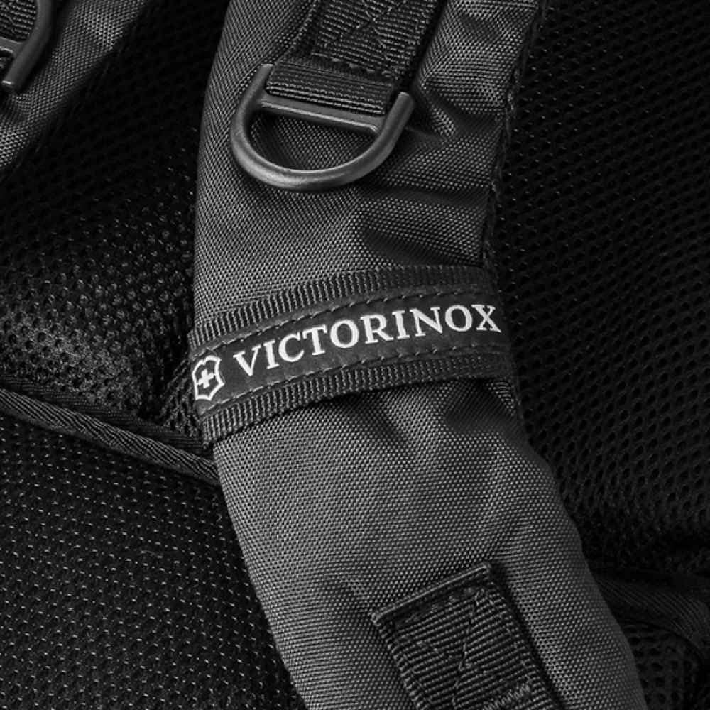 Рюкзак VICTORINOX VX Sport Cadet 16'' 31105001