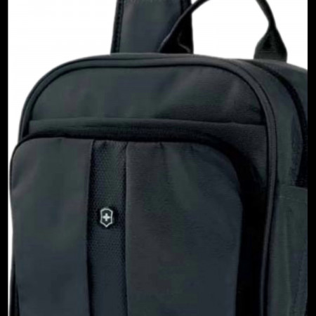 Сумка VICTORINOX Deluxe Travel Companion 31174201