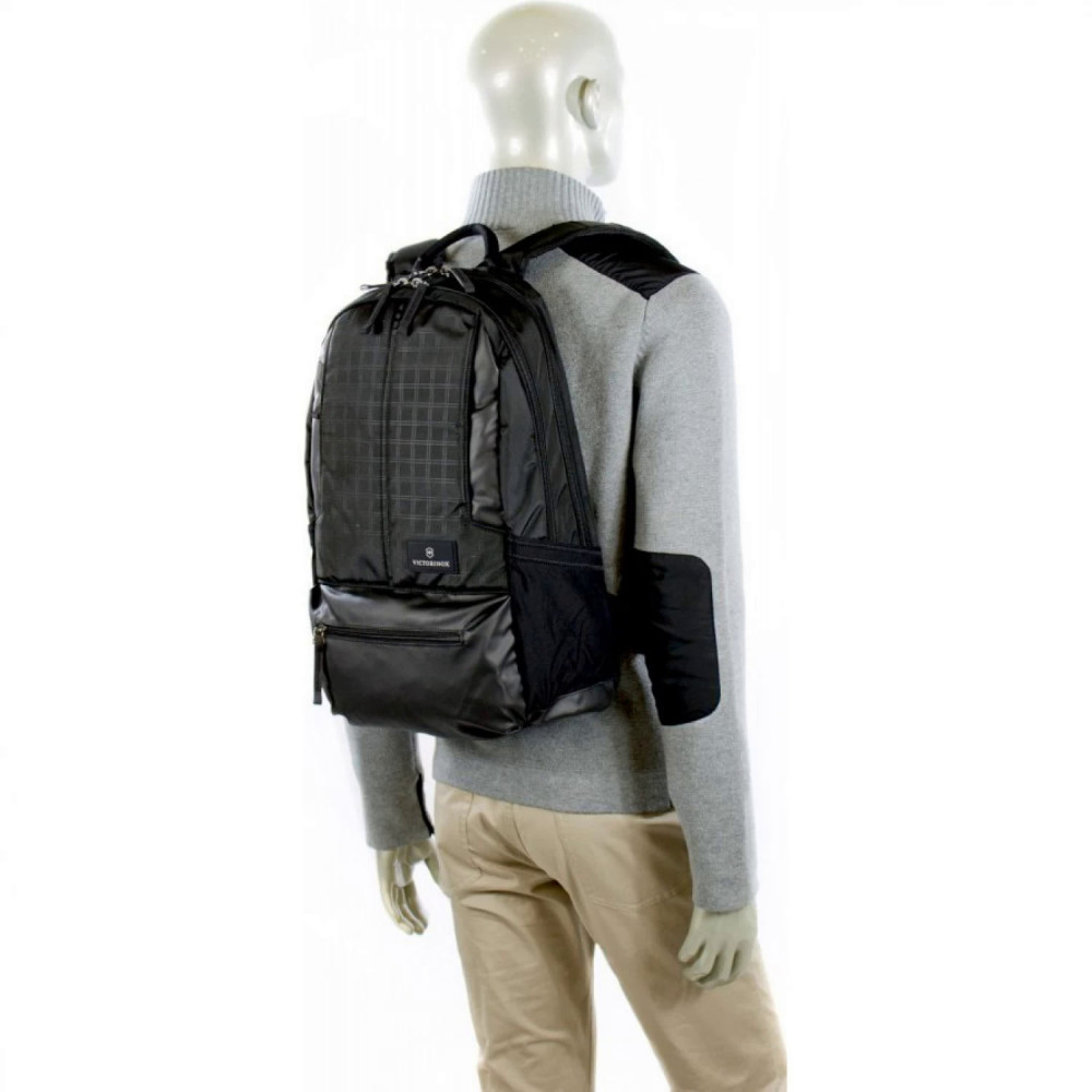 Рюкзак VICTORINOX Altmont 3.0 Laptop Backpack 15 32388301
