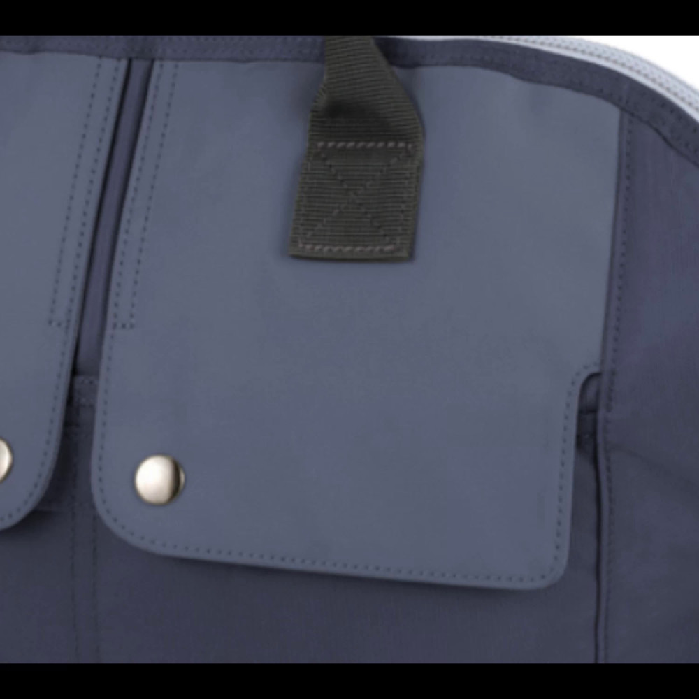 Сумка наплечная VICTORINOX Altmont™ 3.0 SLIMLINE TOTE 13'' 32389609