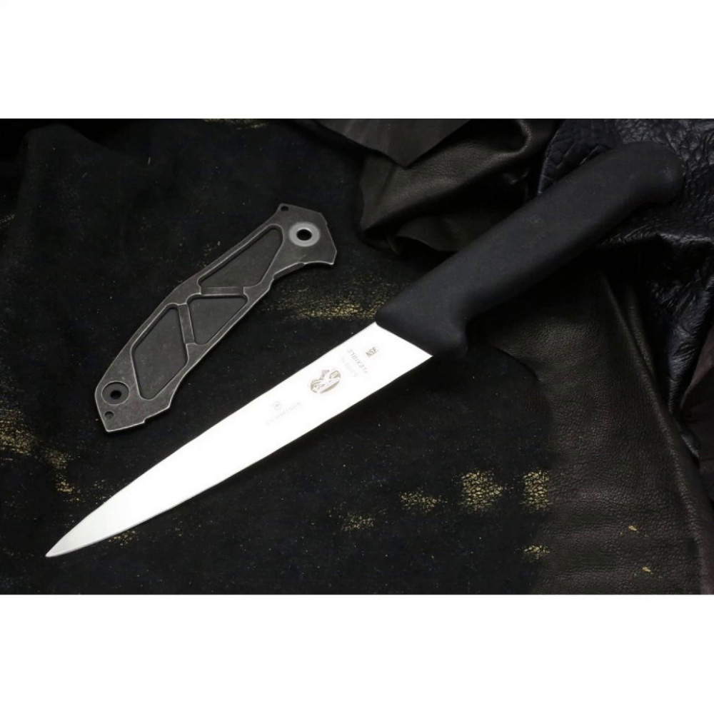 Нож филейный Fibrox 16 см VICTORINOX 5.3703.16