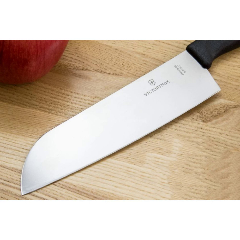 Victorinox - нож SANTOKU 6.8503.17