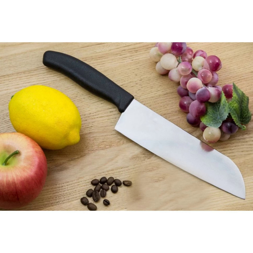 Victorinox - нож SANTOKU 6.8503.17
