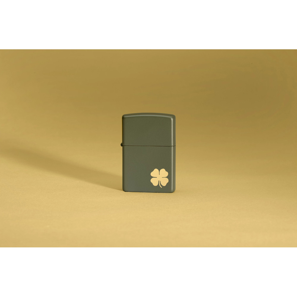 Зажигалка Four Leaf Clover ZIPPO 49796